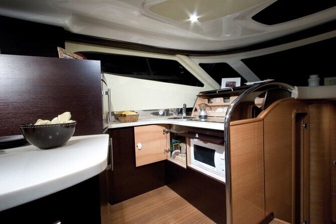 Yacht Private Tour Gallipoli Porto Cesareo - The Sum Up