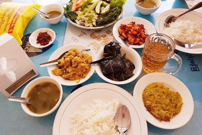 Yangon: Authentic Burmese Lunch Experience - Key Points