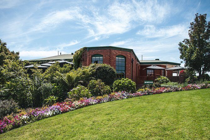 Yarra Valley Premium Tour inc Lunch and Cheese and Wine Pairing at De Bortoli - Highlights That Make This Tour Special