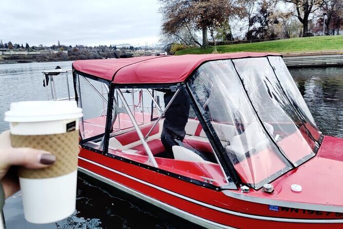 Year-Round Private Columbia River Boat Cruise in Wenatchee, WA - Exploring the Columbia River on a Private Boat Cruise in Wenatchee, WA