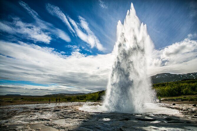 Yellowstone, Grand Teton,& Grand Circle Adventure: 7 Parks 9 Days - FAQs
