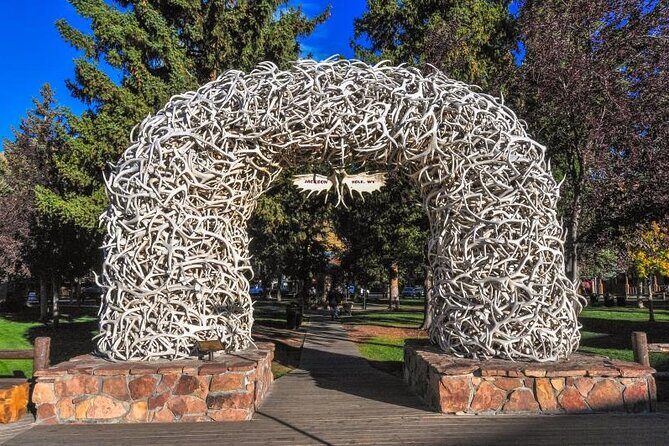 Yellowstone & Grand Teton National Parks: Small Group 6-Day Tour - Days 5 & 6: Grand Teton and beyond