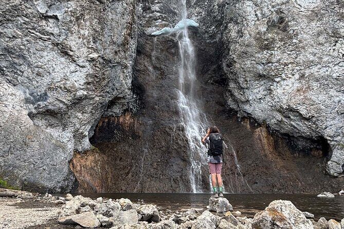Yellowstone National Park Private Full Day Guided Hike - The Sum Up