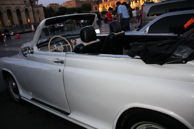 Yerevan city tour with drinks in a classic car with photography - The Value of this Tour