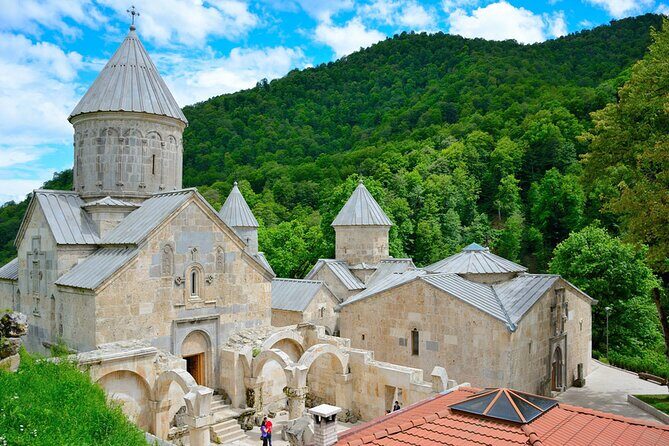 Yerevan to Tbilisi Private car transfer 3 Scenic stops - The Experience: What This Tour Offers