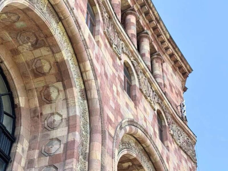 Yerevan: Walking Tour With an Architect - Key Points