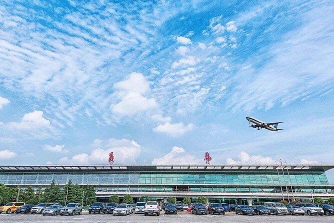 Yiwu Airport Private Arrival Transfer to City Area - Who Should Consider This Service?