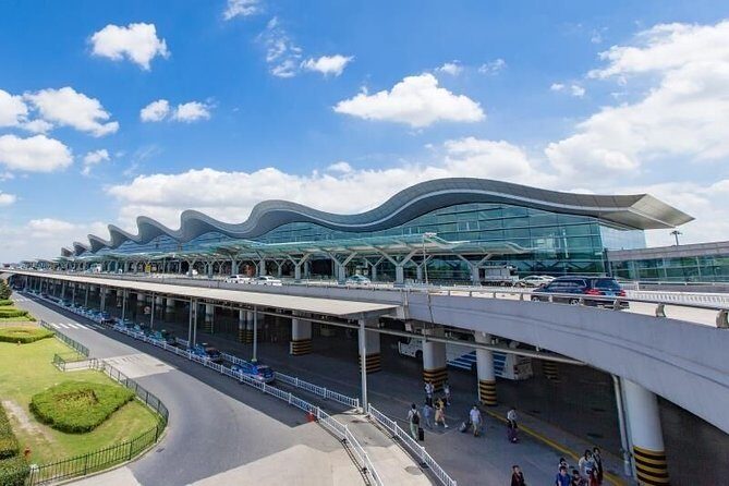 Yiwu City Private Transfer to Hangzhou Xiaoshan International Airport - Reliable and Comfortable: Yiwu Private Transfer to Hangzhou Xiaoshan International Airport