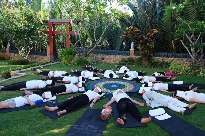 Yoga Class in The Morning & Healing Tours - Key Points