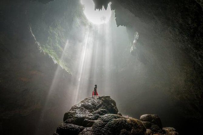 Yogyakarta Heavenly Light Jomblang Cave Adventure Join Tour - Who Will Love This Tour?