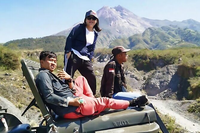Yogyakarta Merapi Volcano Jeep Adventure with English/France/Italia guide - Exploring the Itinerary: What to Expect at Each Stop