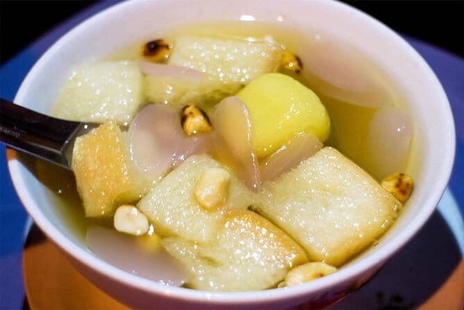 Yogyakarta Night Food Discovery - Jalan Malioboro: The Heart of Yogyakartas Nightlife