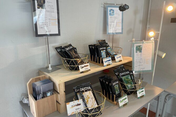 YokaBus Heritage in a Cup of a Yame Tea & Sake Tasting Expedition - Experience the Flavors of Fukuoka with the YokaBus Heritage in a Cup of Yame Tea & Sake Tasting Expedition