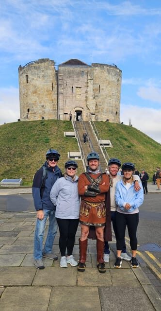 York: Guided eBike city Tour with fun historical facts - The Itinerary in Detail