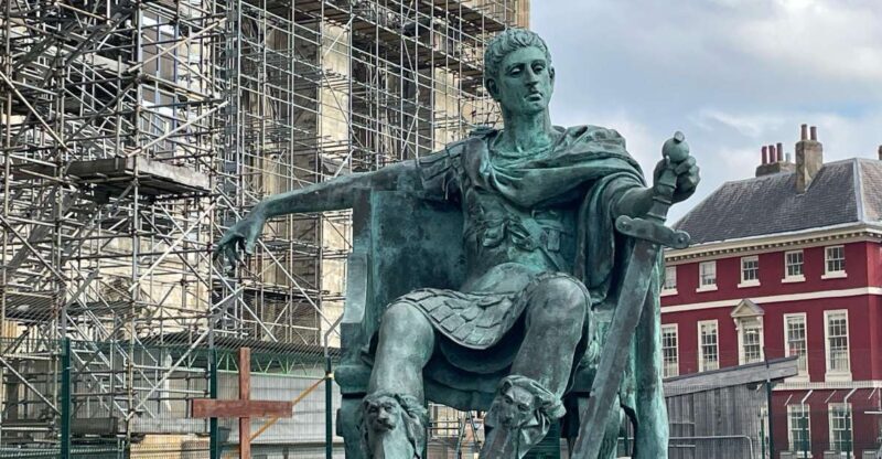 York: J&Ms City Sightseeing and History Tour - Key Points