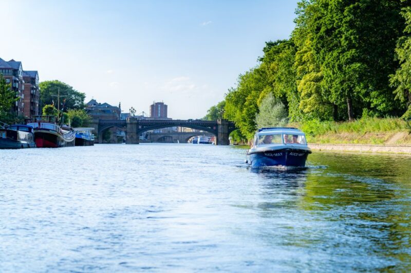 York: Self-Steer Boat Rental - FAQ