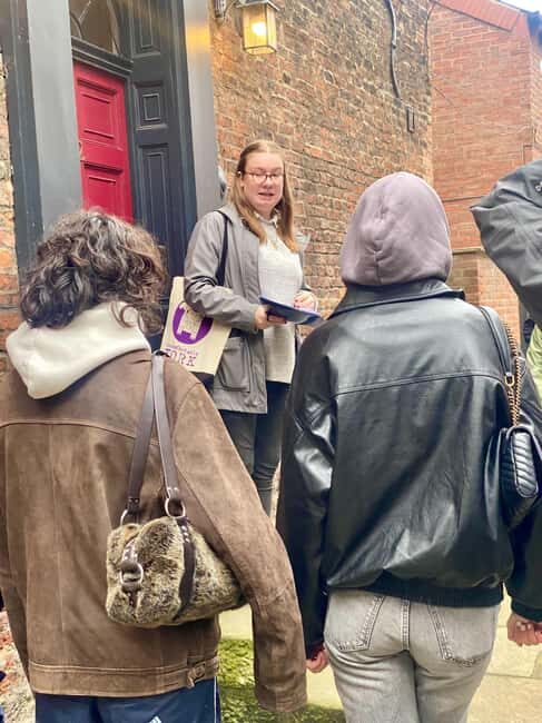 York: The Unconventional Guided Walking Tour - FAQ
