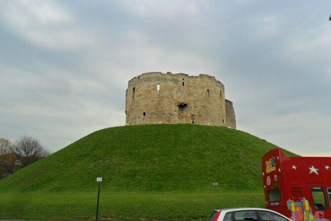 York Walls Private Walking Tour - Who Will Love This Tour?