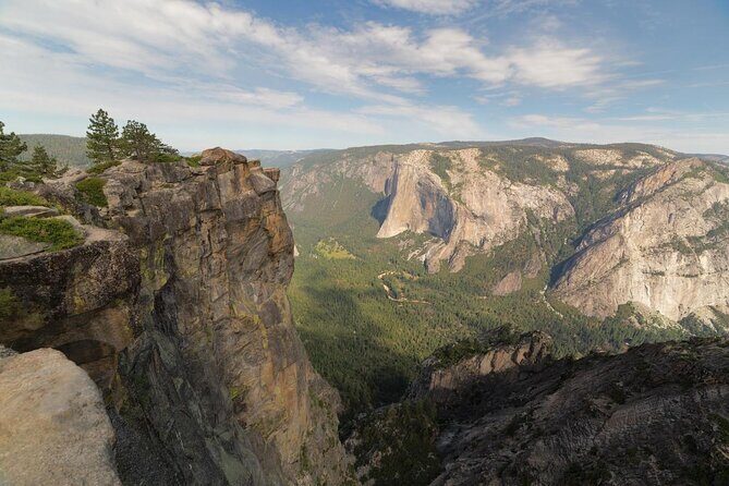 Yosemite Hike- Sentinel Dome and Taft Point from Glacier Point - A Detailed Look at the Yosemite Hike to Sentinel Dome and Taft Point