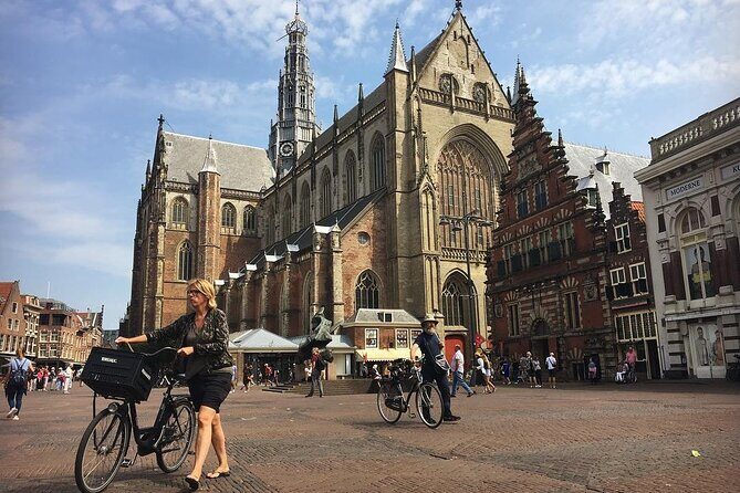Your Own Holland. Haarlem, the Coastal Dunes and the North Sea - A Deep Dive into the Tour Experience