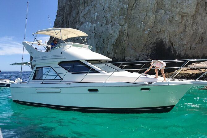 Your Own Private Luxury Yacht Experience in Cabo, Lunch included - What’s Included and What’s Not