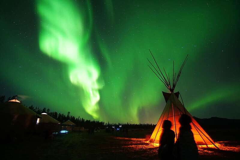 Yukon: Aurora Borealis Late Night Viewing Tour - Setting the Scene: What to Expect from the Tour