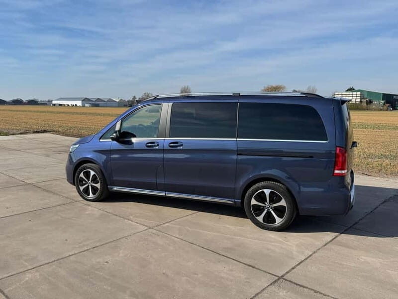 Zaanse Schans and Giethoorn Private Tour + 1-Hr Canal Cruise - Discovering Zaanse Schans and Giethoorn: An In-Depth Look