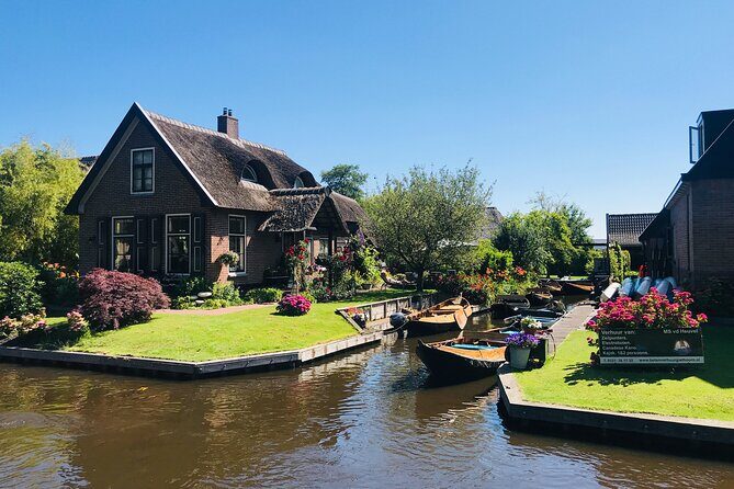 Zaanse Schans and Giethoorn Small-Group Tour with Hotel Pick-Up - A Closer Look at the Tour Experience