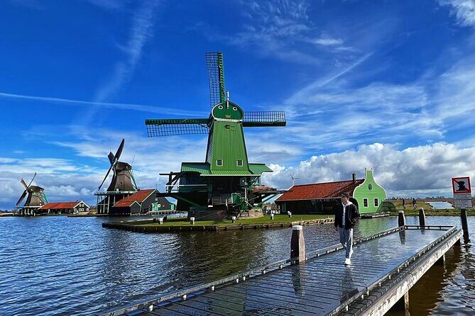Zaanse Schans and Giethoorn Unique Day Trip with Boat Cruise - Key Points