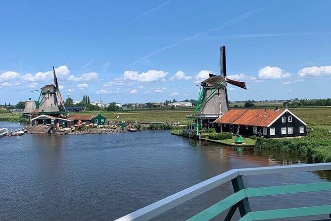 Zaanse Schans Giethoorn Private Tour from Amsterdam Canal Cruise - Exploring the Itinerary in Detail