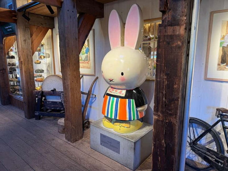 Zaanse Schans & Volendam Private Tour: Windmills and Cheese - FAQ