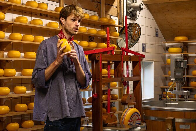 Zaanse Schans Windmills and Volendam from Amsterdam, Live Guided - Optional: Amsterdam Canal Cruise