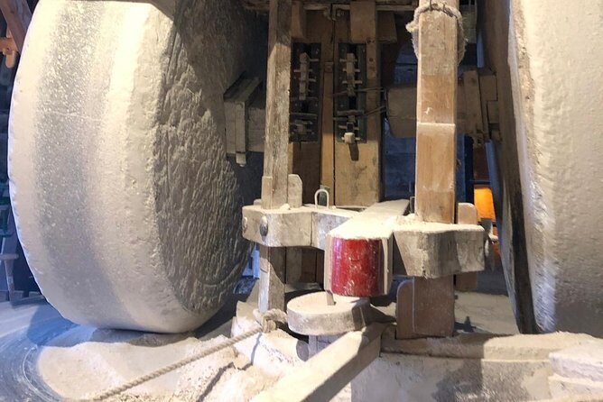 Zaanse Schans Windmills, cheese and clogs and Volendam tour from Amsterdam - A Closer Look at the Itinerary and Experience