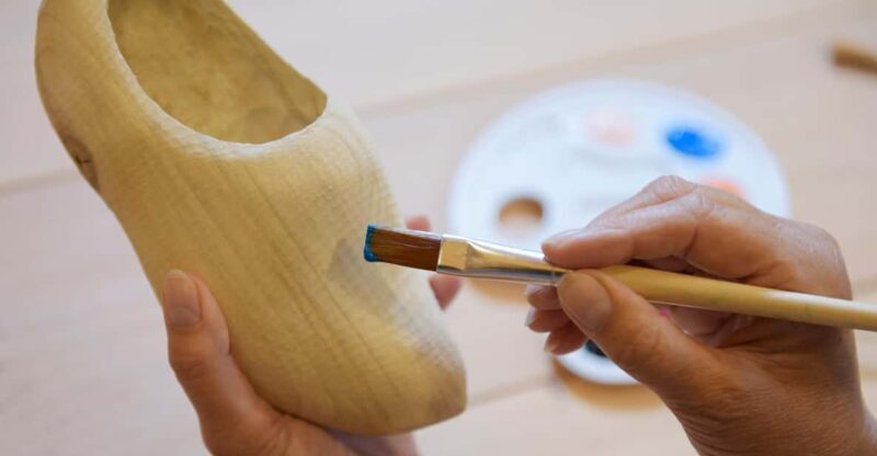 Zaanse Schans: Wooden Shoe Painting Workshop - Who Is This Workshop Best For?