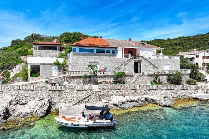 Zadar: 4-Islands Escape & Hidden Shipwreck with Lunch - Who Will Love This Tour?