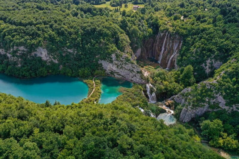 Zadar: Plitvice Lakes Guided Full-Day Trip with a boat ride - Key Points