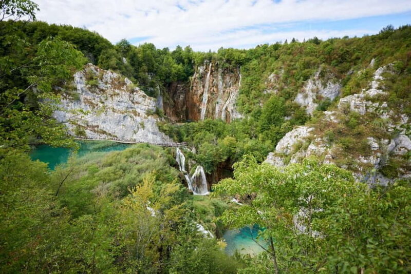 Zadar: Plitvice Lakes: Transfer Tour with pro photographer - An Elegant Way to Explore Plitvice Lakes