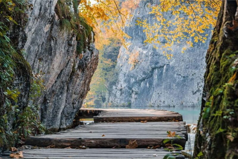 Zadar: Plitvice Lakes: Transfer Tour with pro photographer - Exploring Plitvice Lakes in Style