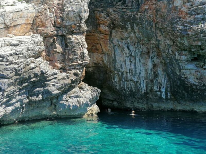 Zadar: Sakarun Bay, Golubinka Cave & Veli al Speedboat Tour - Key Points