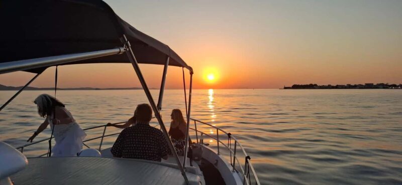 Zadar: Sunset Cruise by Vintage Boat with Wine and Snacks - A Close Look at the Sunset Cruise Experience