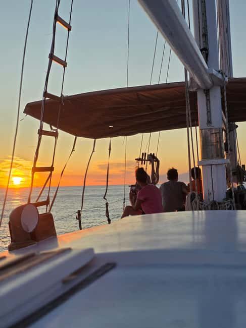 Zadar: Sunset Cruise with unlimited champagne - Value and Practical Considerations