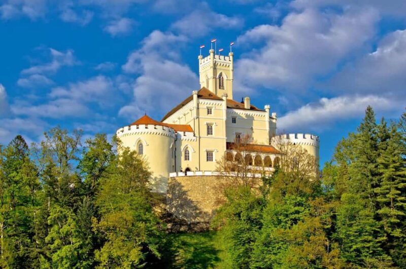 Zagreb: Private day trip to Varadin & Trakoan Castle - Who Should Book This Tour?