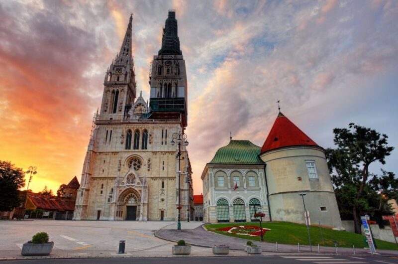 Zagreb: Private Walking Tour with Funicular Ride & Transfers - Who Should Consider This Tour?