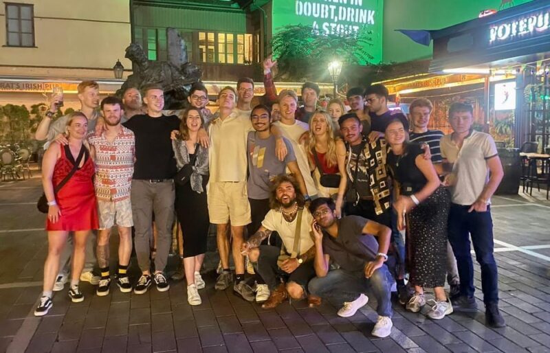 Zagreb: Pub Crawl, 1-Hour of Unlimited Drinks, & Club Entry - FAQ