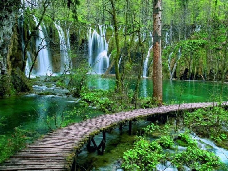 Zagreb to Split: Private Transfer with Plitvice Lakes - Authentic Experiences from Reviews