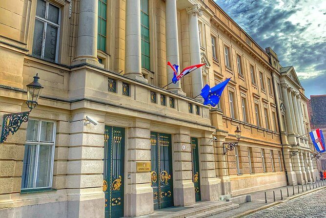 Zagreb Unveiled: Private walking tour with a local guide - An In-Depth Look at the Zagreb Unveiled Tour