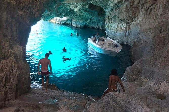 Zakynthos boat tour:Shipwreck& Local blue caves with 3 Swim Stops - A Closer Look at the Zakynthos Boat Tour Experience