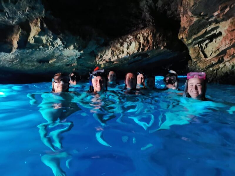 Zakynthos : island half circle boat tour - FAQ