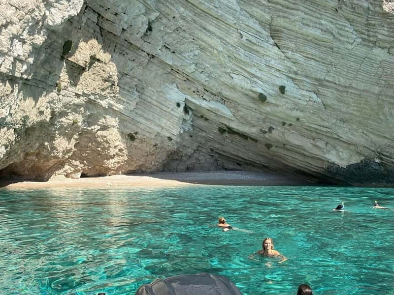 Zakynthos: Private Boat Tour  South Coast & Swim Stops - Key Points