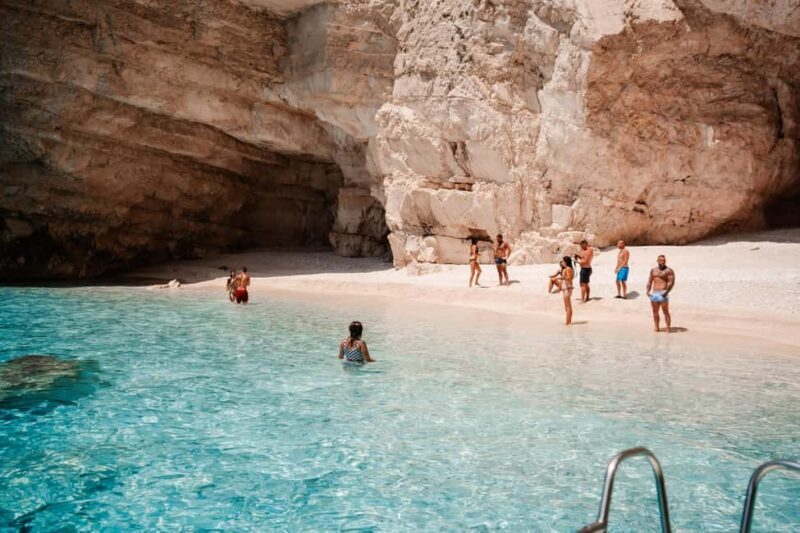 Zante Private Boat: Keri Caves, Mizithres, Agalas (max5) - An In-Depth Look at the Experience